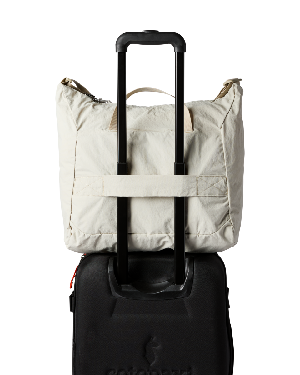 Empacable 30L Tote — image 16