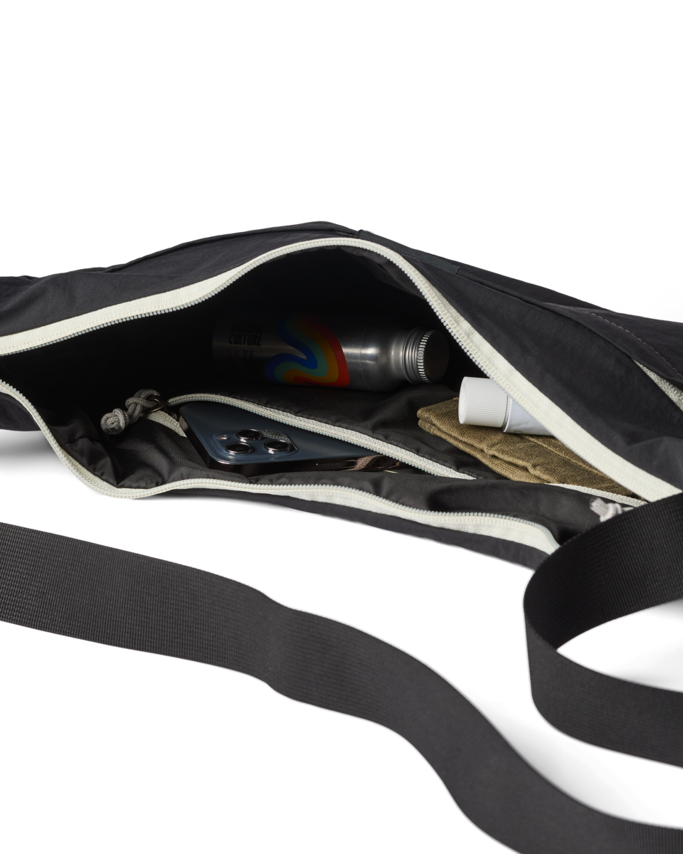 Empacable 6L Crescent Bag — image 12
