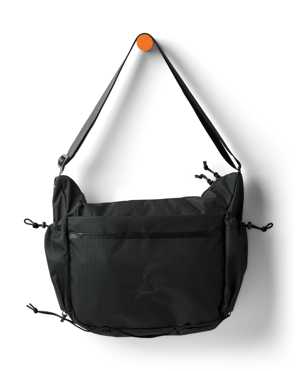 Viaje 12L Shoulder Bag — image 8