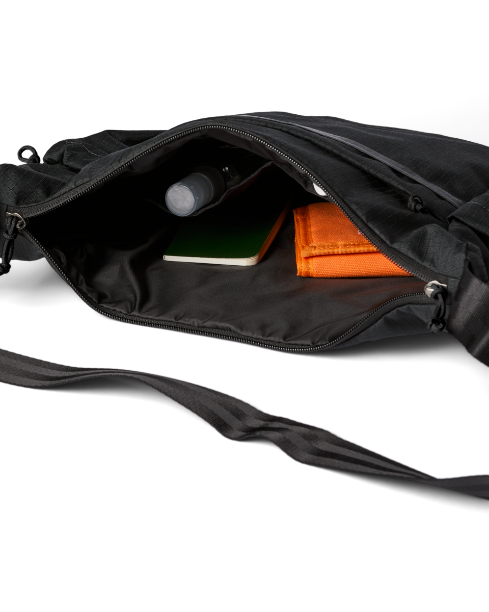 Viaje 9L Shoulder Bag — image 10