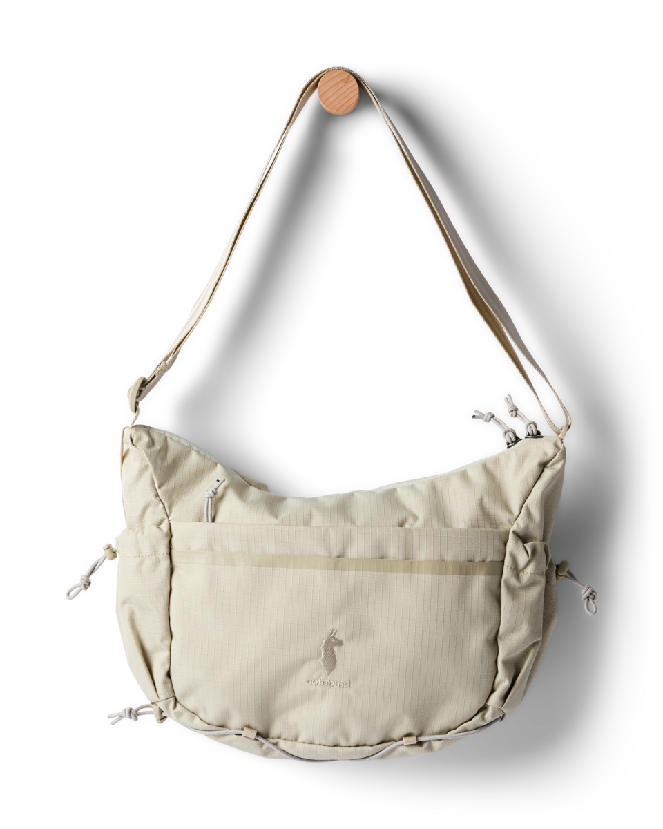 Viaje 9L Shoulder Bag — image 12