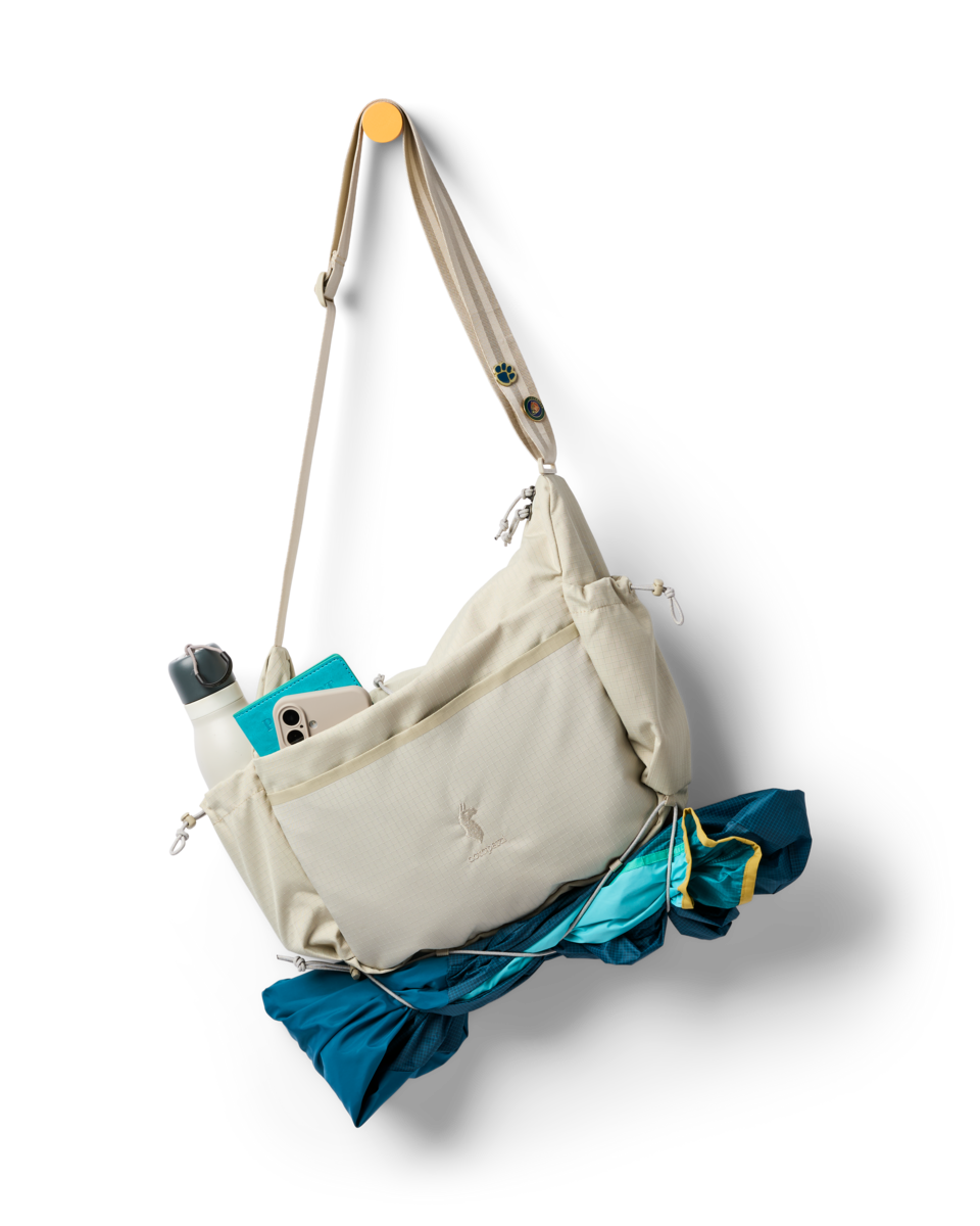 Viaje 9L Shoulder Bag — image 17