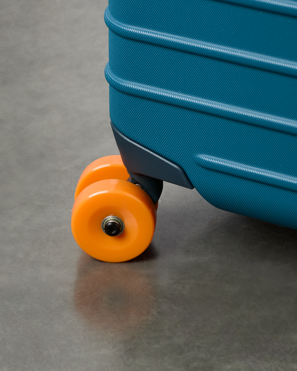 Coraza Suitcase - Carry On — image 13