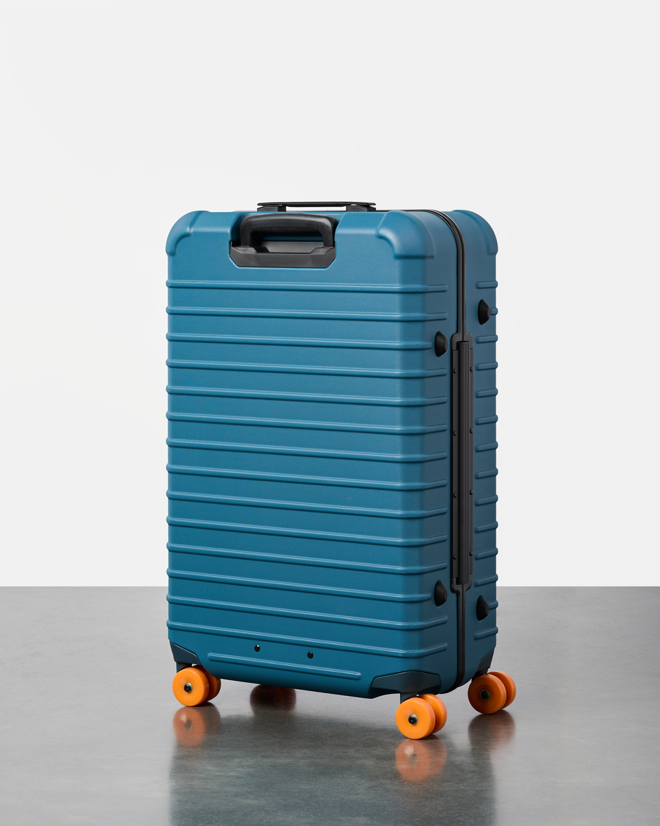 Coraza Suitcase - Medium Checked — image 2